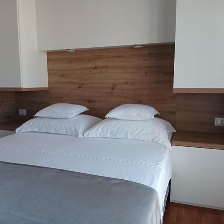 Ferienwohnung Pluton Primošten Exterior foto